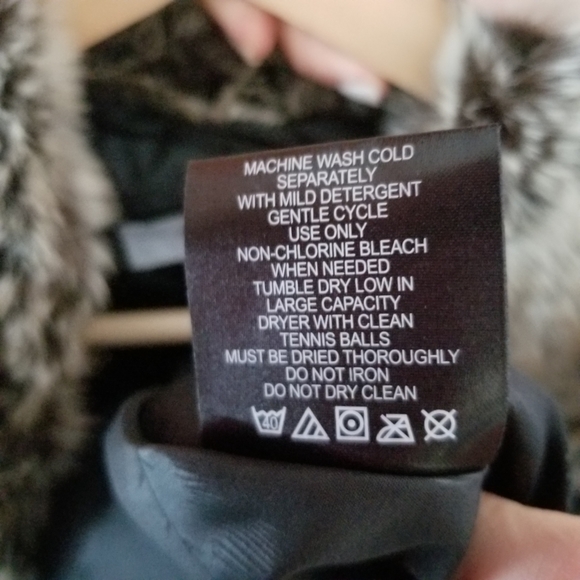 Hawke&co womens winter puffer coat with fur trim - Picture 2 of 4